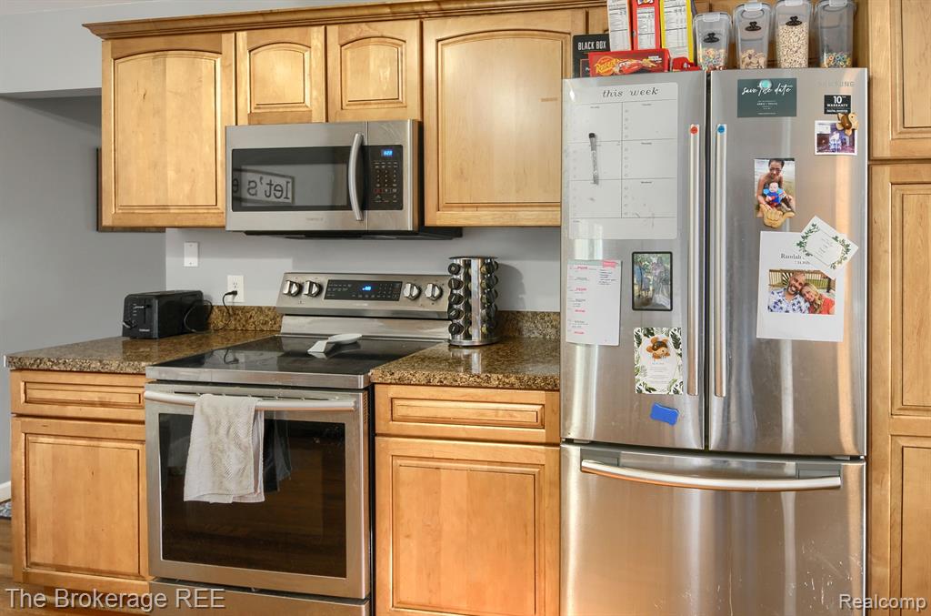 5523 OLD FRANKLIN Road, Grand Blanc, MI 48439 — Photo 6
