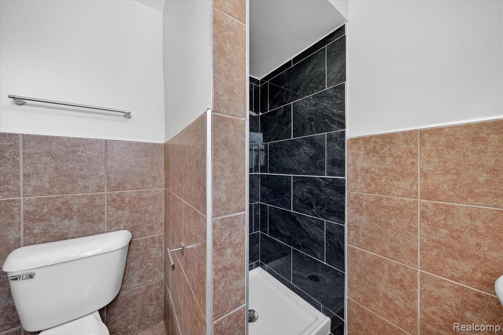 16844 Shaftsbury Avenue, Detroit, MI 48219 — Photo 25
