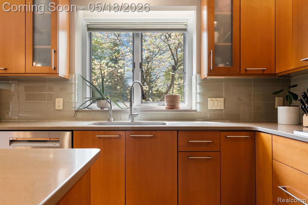 3920 Wynnstone Drive, Ann Arbor, MI 48105 — Photo 15