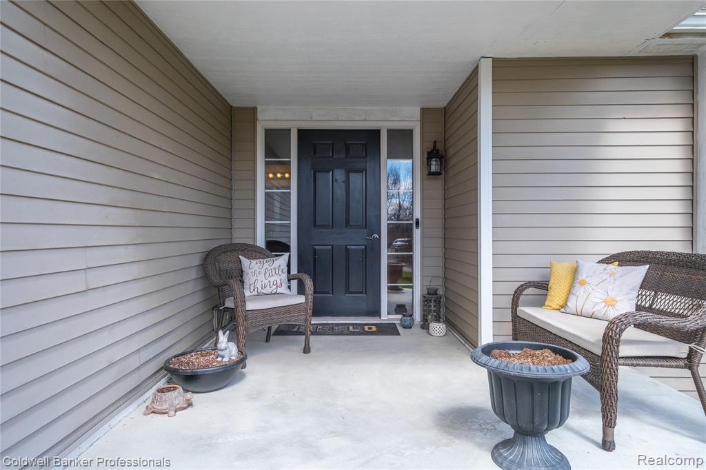 9283 Betsie Drive, Grand Blanc, MI 48439 — Photo 3