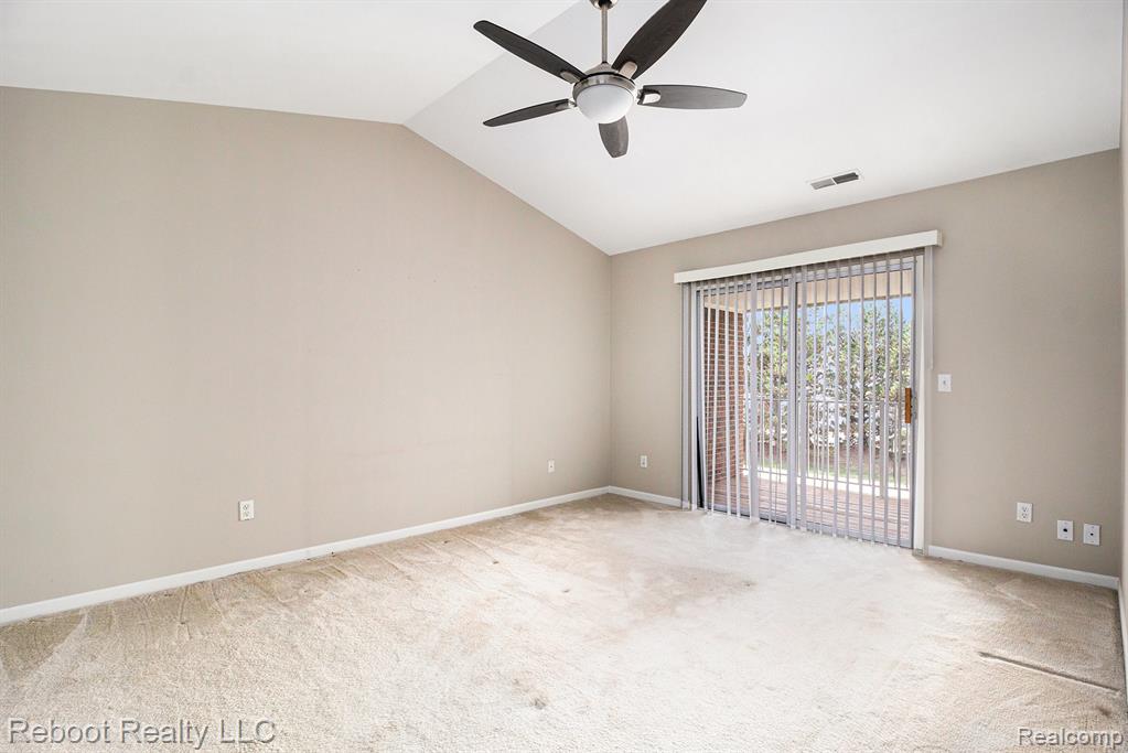 45760 Warwick Drive, Macomb, MI 48044 — Photo 8
