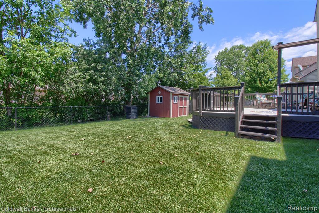 7749 Dover Drive, Ypsilanti, MI 48197 — Photo 37