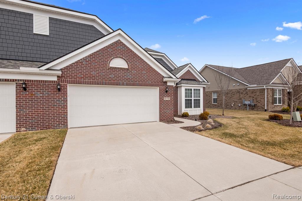 48756 ROCKVIEW Road, Novi, MI — Photo 4