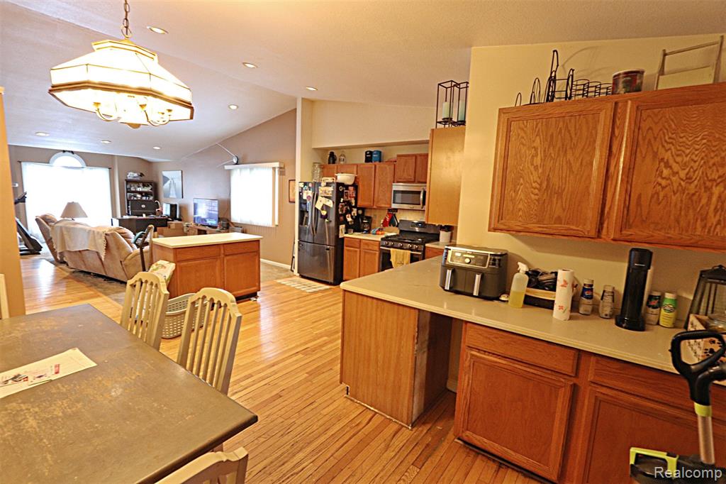 31657 Sibley Road, New Boston, MI 48164 — Photo 19
