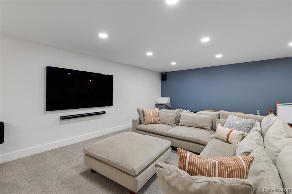 709 S Blair Avenue, Royal Oak, MI 48067 — Photo 35