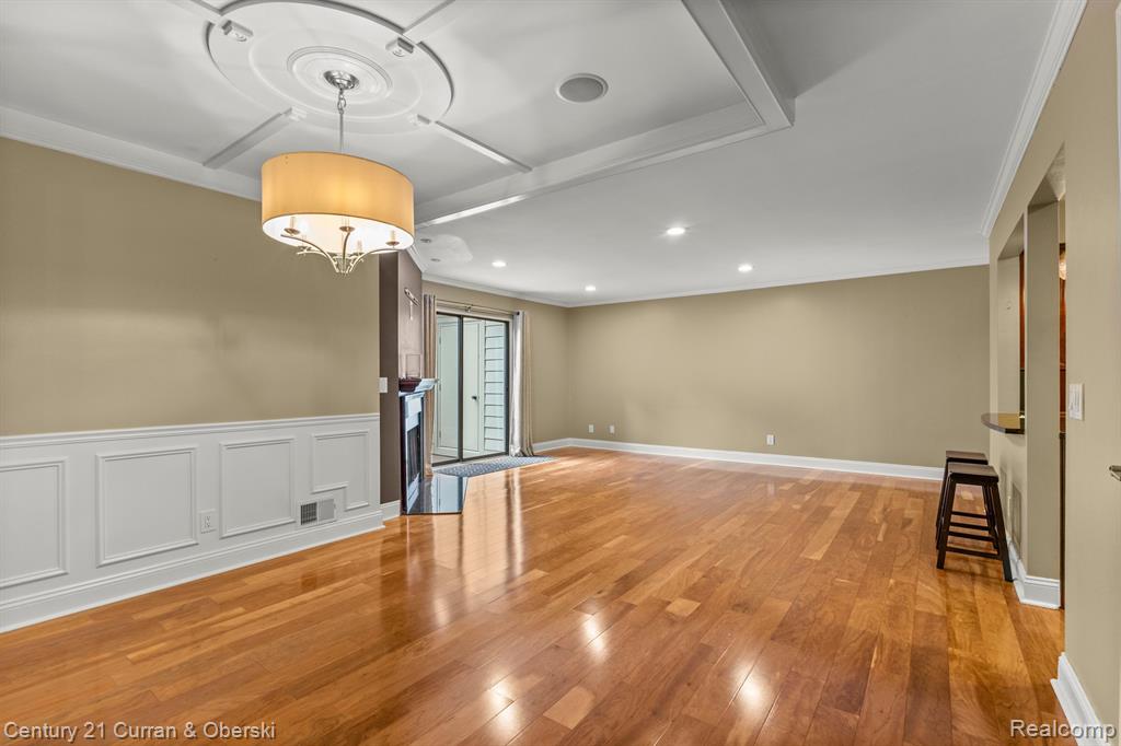 11865 SYCAMORE Drive, 31, Plymouth, MI 48170 — Photo 12