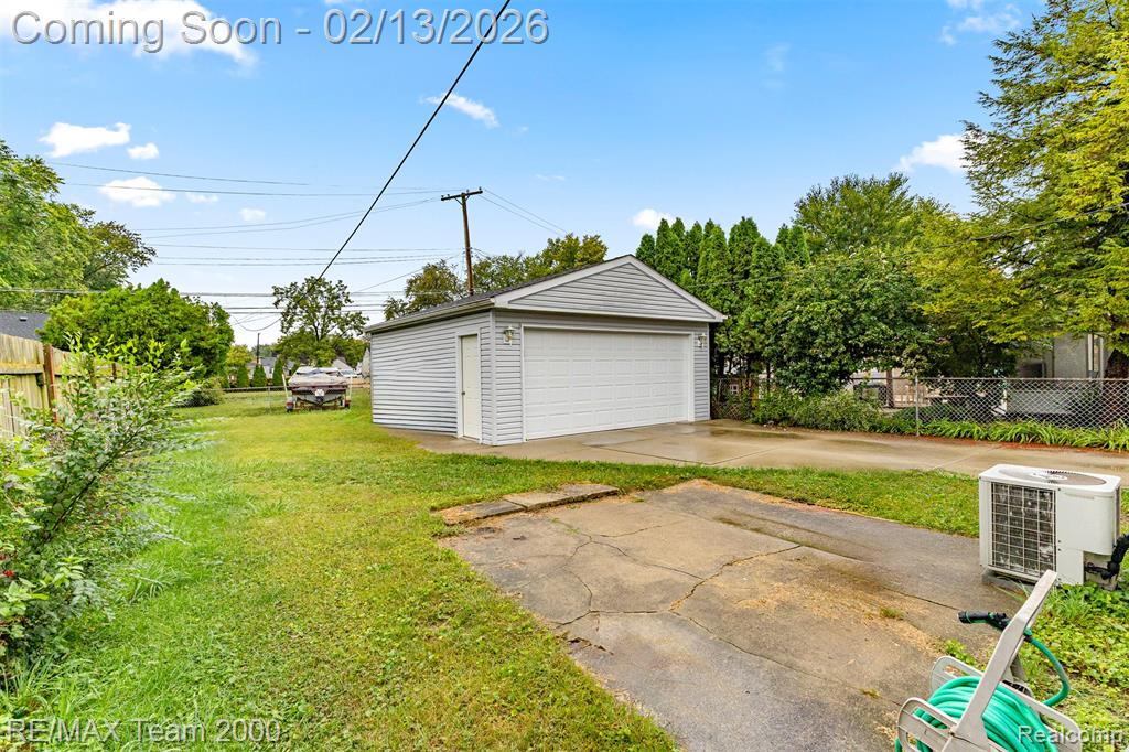 4940 Mayfair Street, Dearborn Heights, MI 48125 — Photo 32