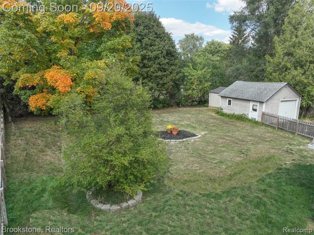 810 Beardon, Lake Orion, MI 48362 — Photo 5