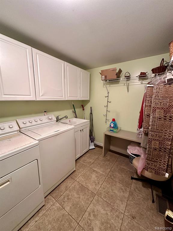 7700 RAVENSWOOD Road, Wales, MI — Photo 24
