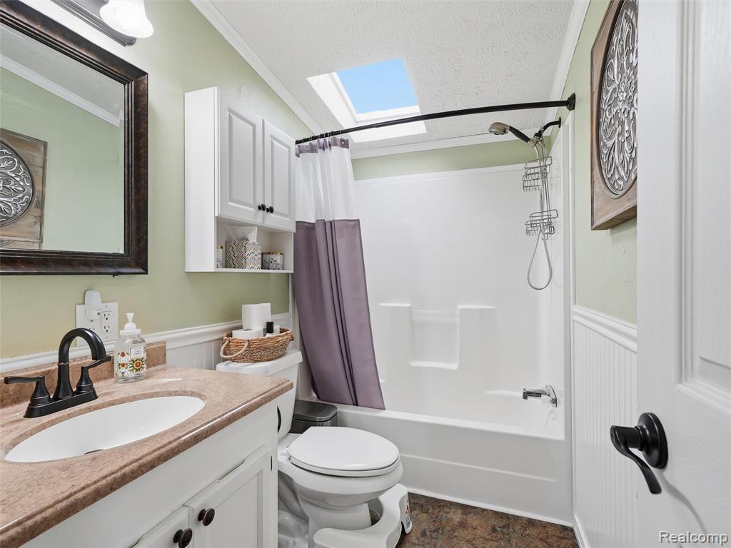9695 Bloomsbury Circle, Northville, MI 48167 — Photo 23