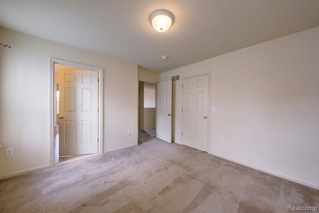 42551 Whitman Way, Novi, MI 48377 — Photo 30