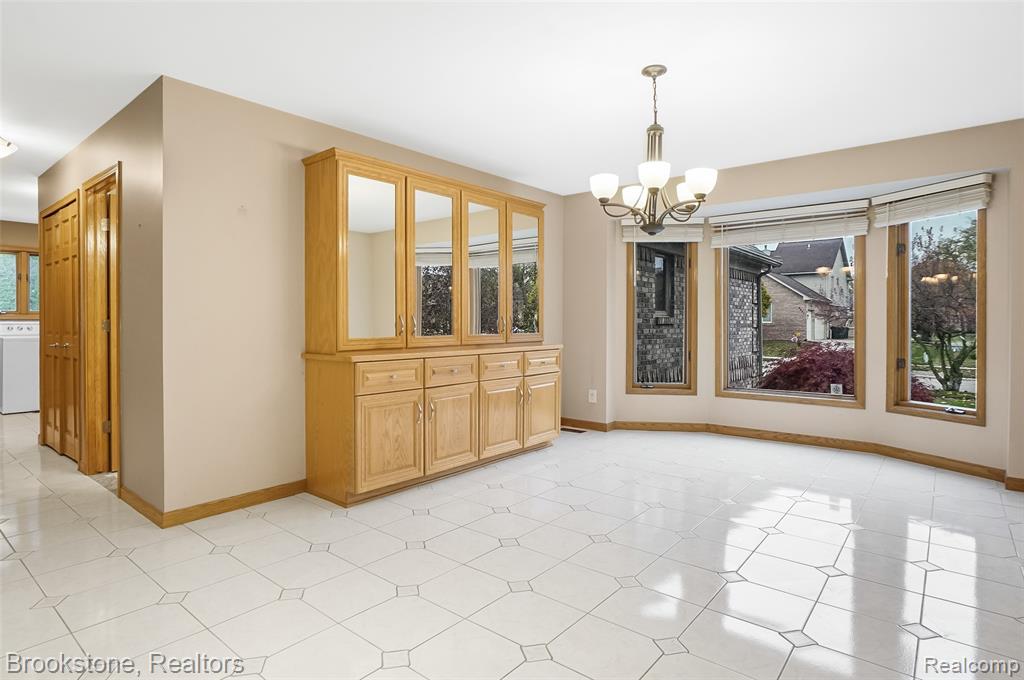 8948 Chestnut Run Drive, Shelby Twp, MI 48317 — Photo 14