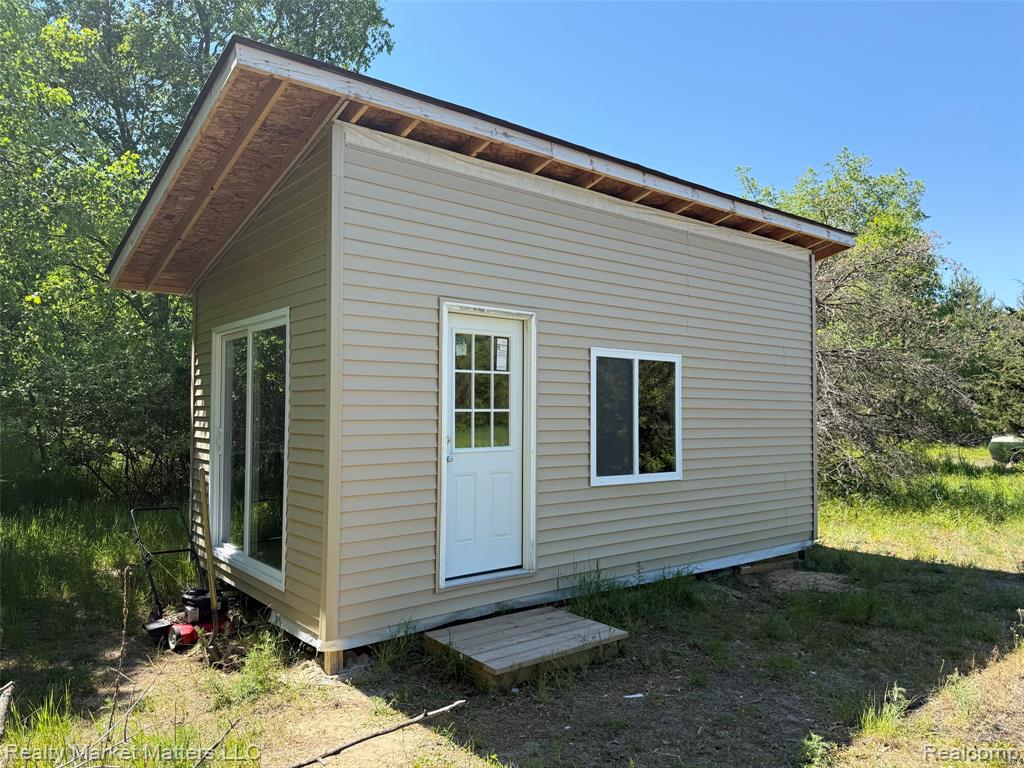 5400 Snow Den Trail, Columbiaville, MI 48421 — Photo 9