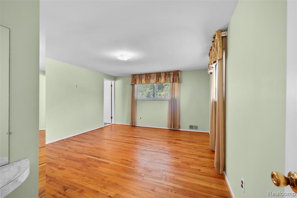 42990 Arlington Road, Canton, MI 48187 — Photo 31