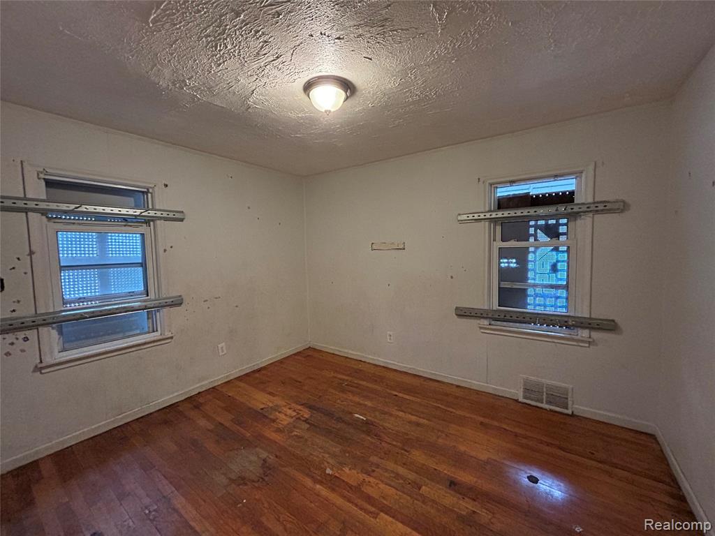6506 Stahelin Avenue, Detroit, MI 48228 — Photo 9