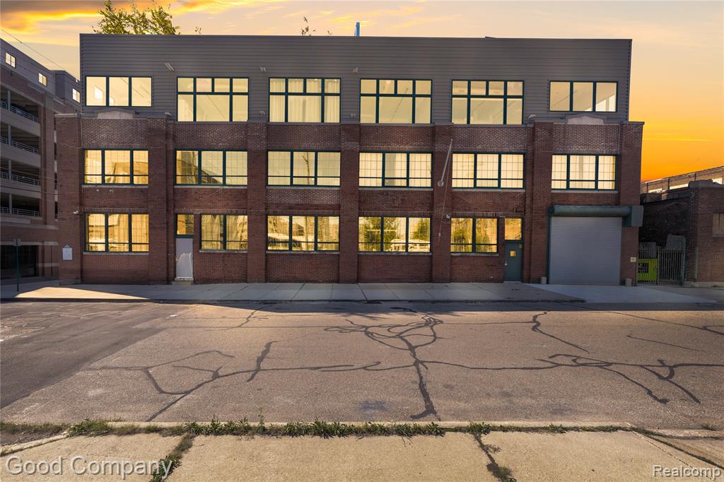 2987 Franklin Street - Photo 3