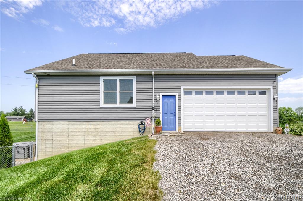 317 N Summers Road, Imlay City, MI 48444 — Photo 42