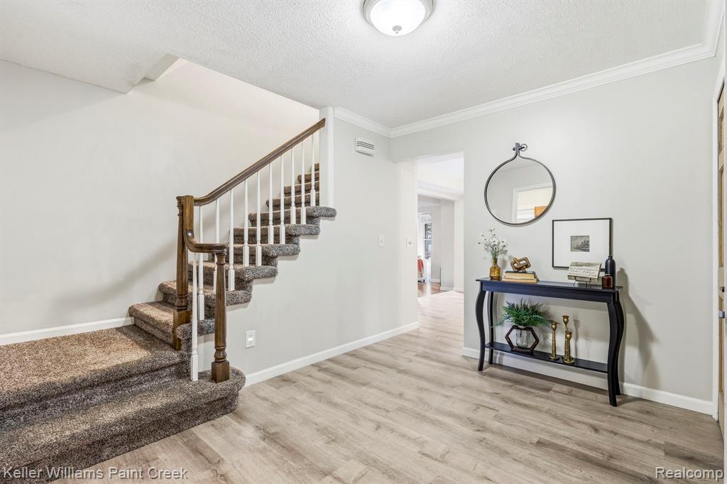 47935 Ben Franklin Drive, Shelby Twp, MI 48315 — Photo 12
