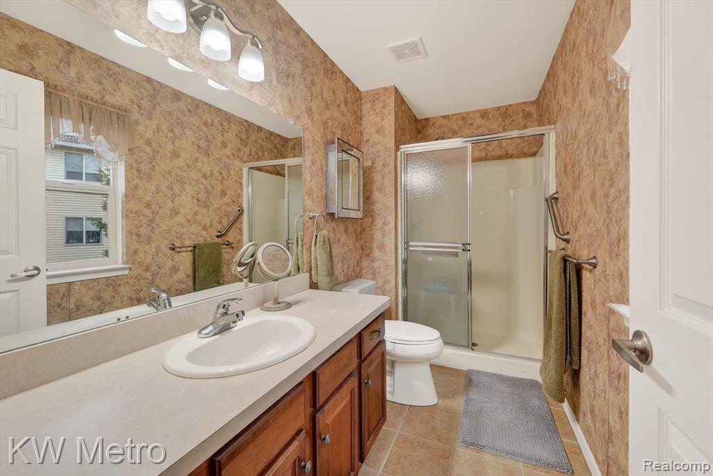 4668 Summer Ridge Drive, Howell, MI 48843 — Photo 27