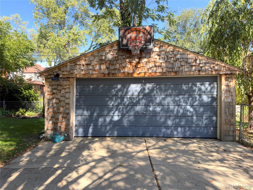 4164 Seminole Drive, Royal Oak, MI 48073 — Photo 5