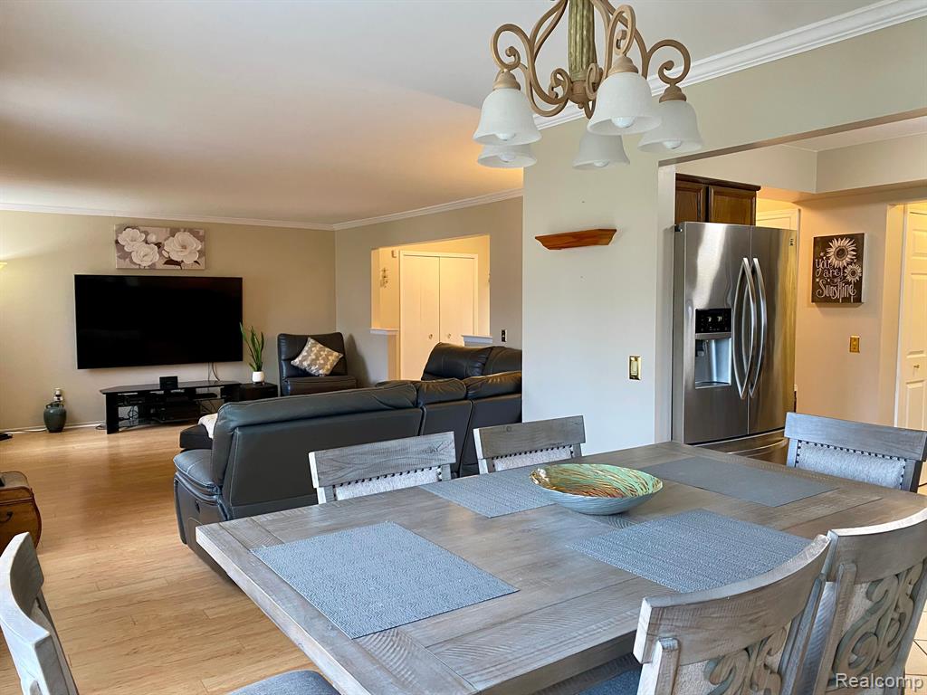41962 STRATTON Drive, Clinton Twp, MI 48038 — Photo 19