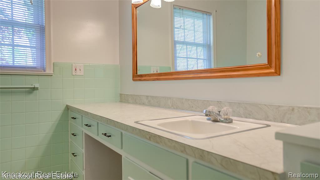 4465 Dirker Road, Saginaw, MI 48638 — Photo 33