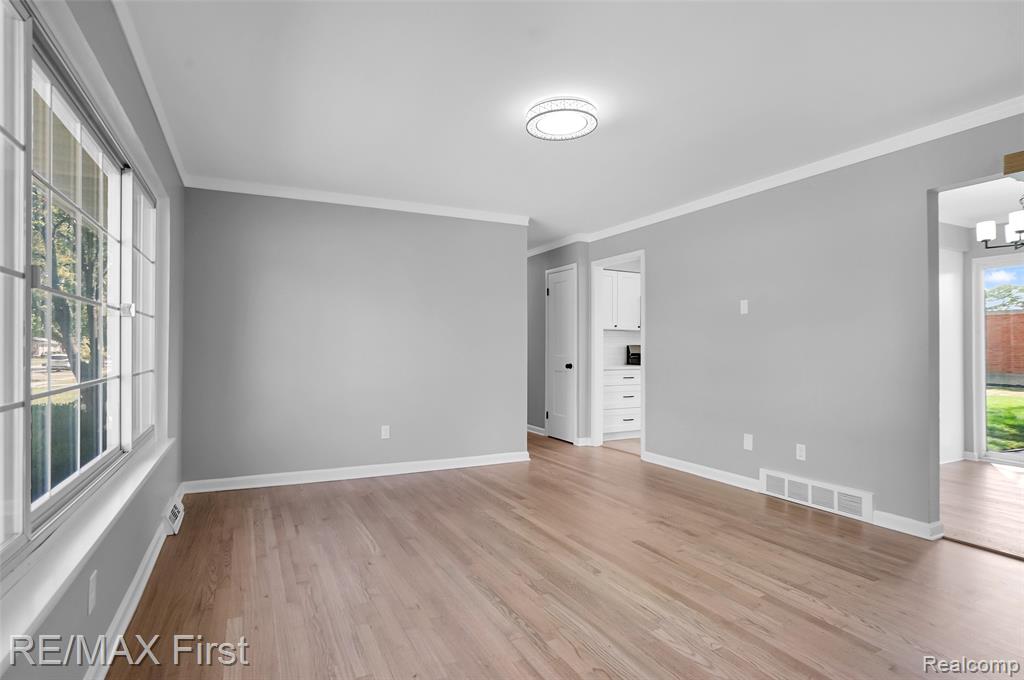 4480 Stratford Drive, Warren, MI 48092 — Photo 6