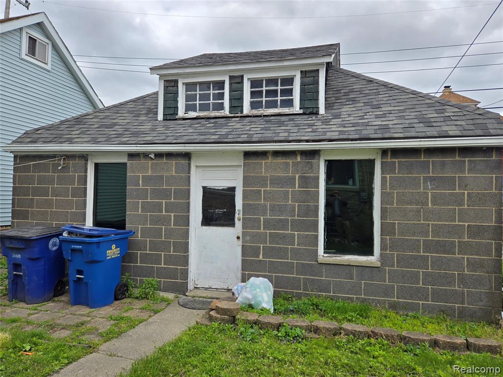 11351 MCDOUGALL Street, Hamtramck, MI 48212 — Photo 31