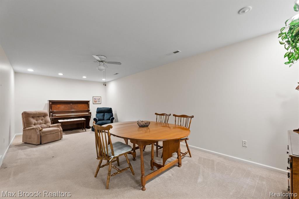 19710 W 13 Mile Road, 210, Beverly Hills, MI 48025 — Photo 24