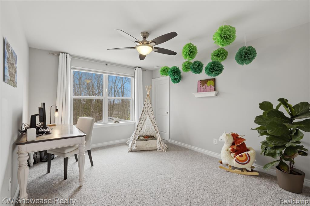 30253 MACINTOSH Lane, New Hudson, MI 48165 — Photo 32