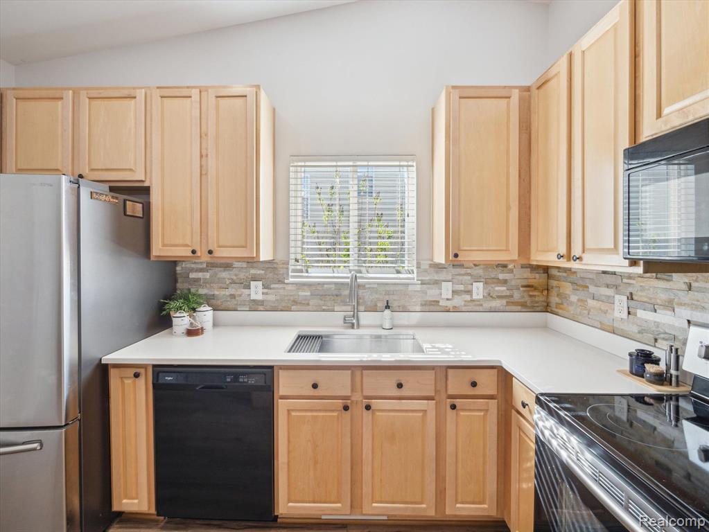 7184 PAMELA Drive, Ypsilanti, MI 48197 — Photo 10