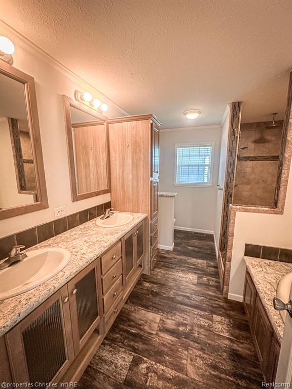 11201 SPRING ARBOR, South Lyon, MI 48178 — Photo 24