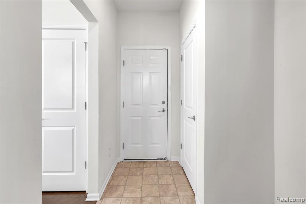 2019 WILTSHIRE Drive, Superior, MI 48198 — Photo 14