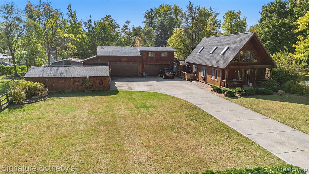 6143 MONROVIA Drive, Waterford, MI 48329 — front exterior