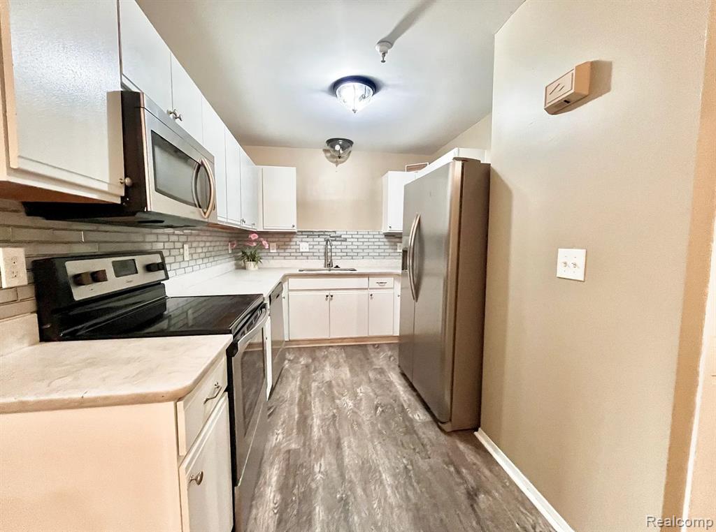 15650 Stone Crossing Drive, Southfield, MI 48075 — Photo 17