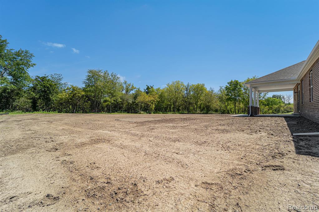 71714 Hidden River Drive, Armada, MI — Photo 24