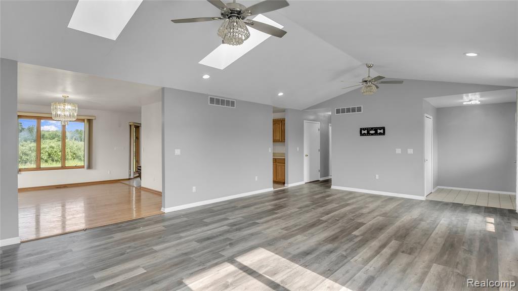 5050 Burton Road, Capac, MI 48014 — Photo 6