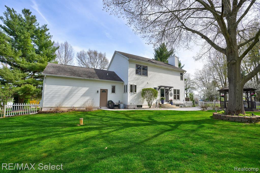 7404 HAVILAND BEACH Drive, Linden, MI 48451 — Photo 10