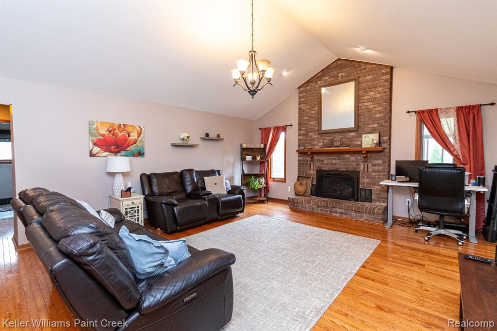 40612 REHSE Drive, Clinton Twp, MI 48038 — Photo 5