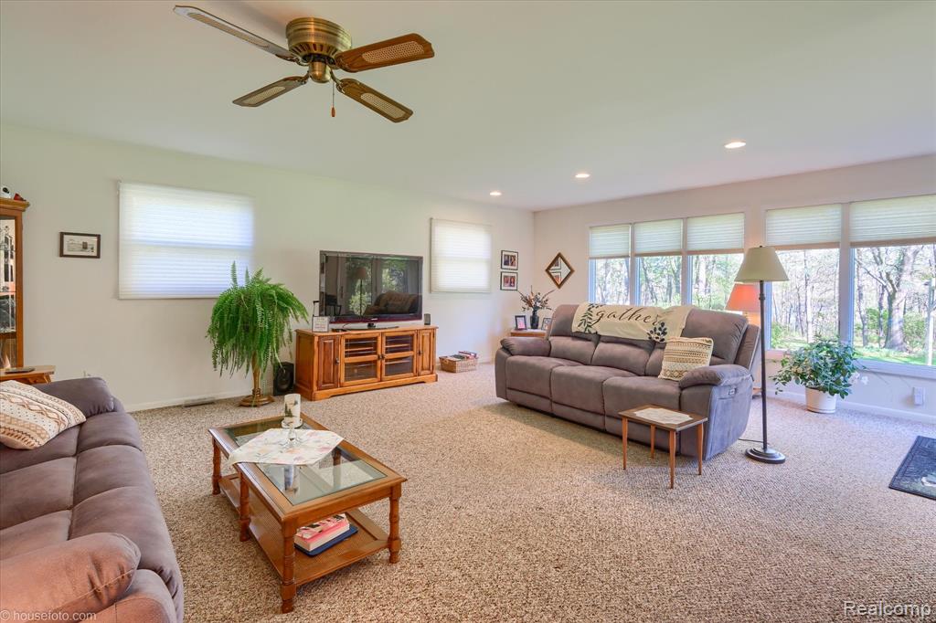 2676 Porcupine Trail, Lapeer, MI 48446 — Photo 7