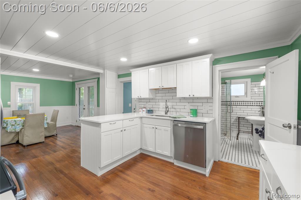 406 E Sherman Street, Holly, MI 48442 — Photo 13