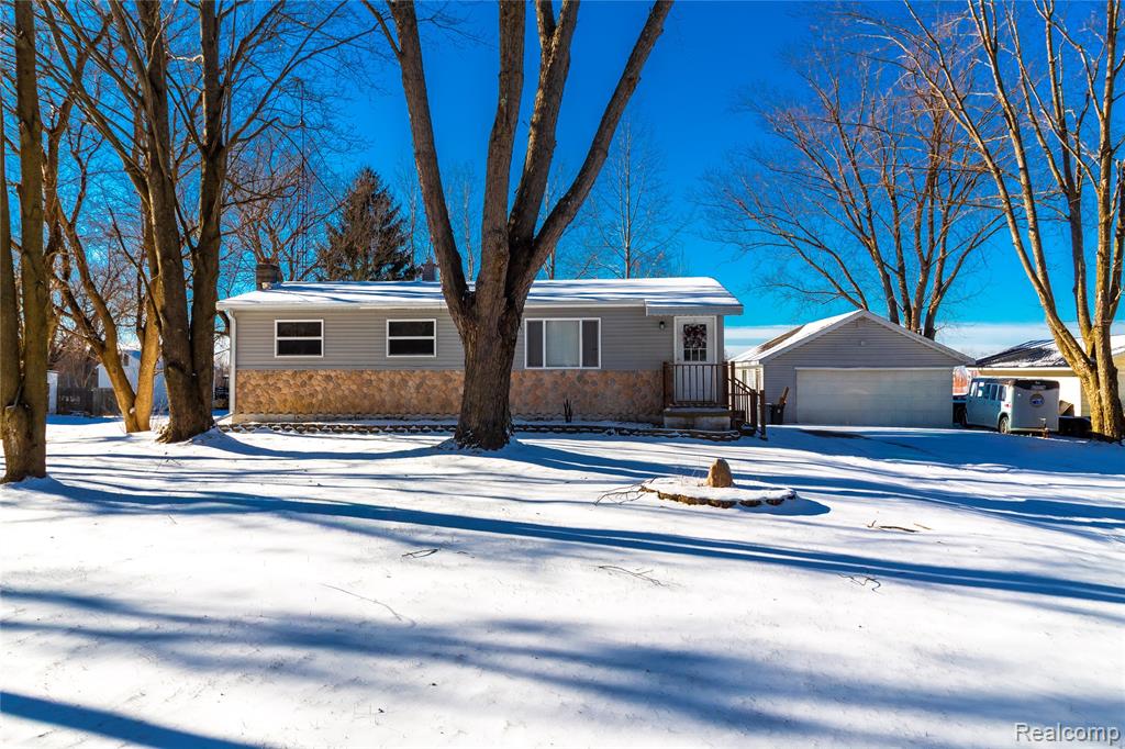 8353 Gale Road, Otisville, MI 48463 — Photo 2