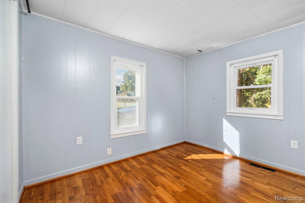 917 LOWELL Avenue, Jackson, MI 49202 — Photo 15