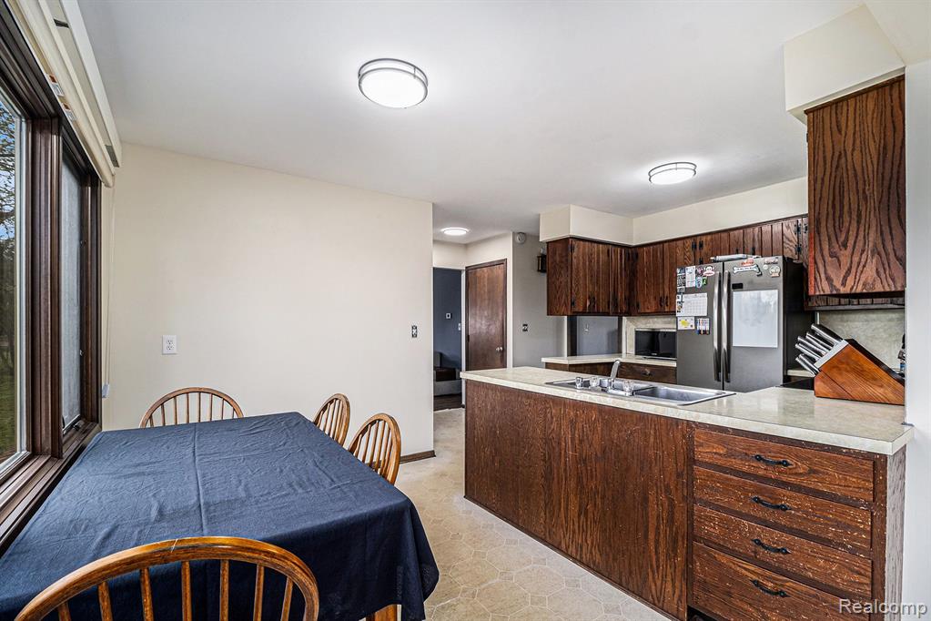 6508 FLINTLOCK Ridge, Shelby Twp, MI 48317 — Photo 5