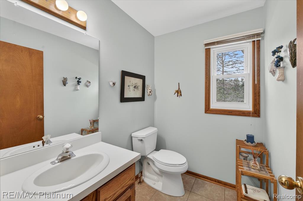 10696 Parker Court, South Lyon, MI 48178 — Photo 18