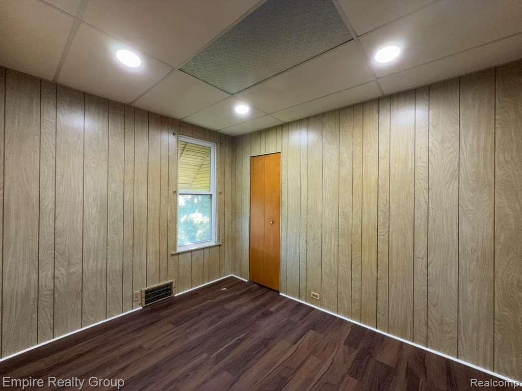 25 W Broadway Street, Ecorse, MI 48229 — Photo 8