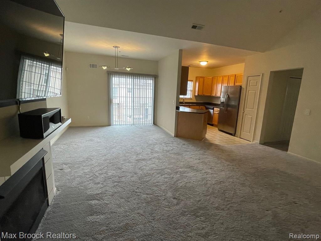 16211 ADDINGTON Drive, 192, Commerce Twp, MI 48390 — Photo 14