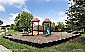 16815 Dover Drive, 146, Northville, MI 48168 — Photo 18