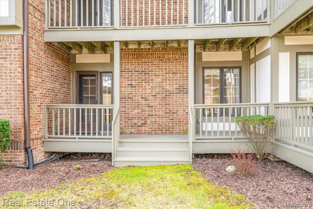 775 DEER Court, Plymouth, MI 48170 — Photo 6