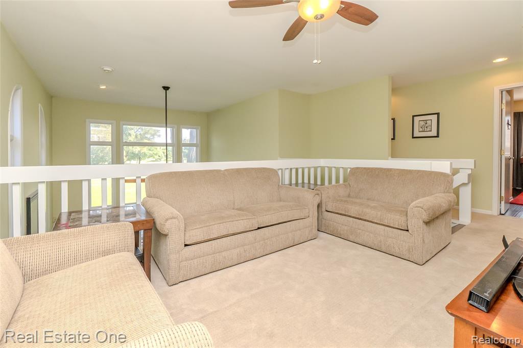 4575 Fairway Court, Waterford, MI 48328 — Photo 46